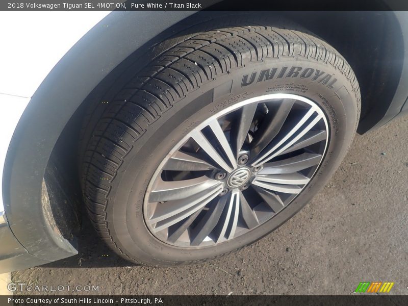 Pure White / Titan Black 2018 Volkswagen Tiguan SEL 4MOTION