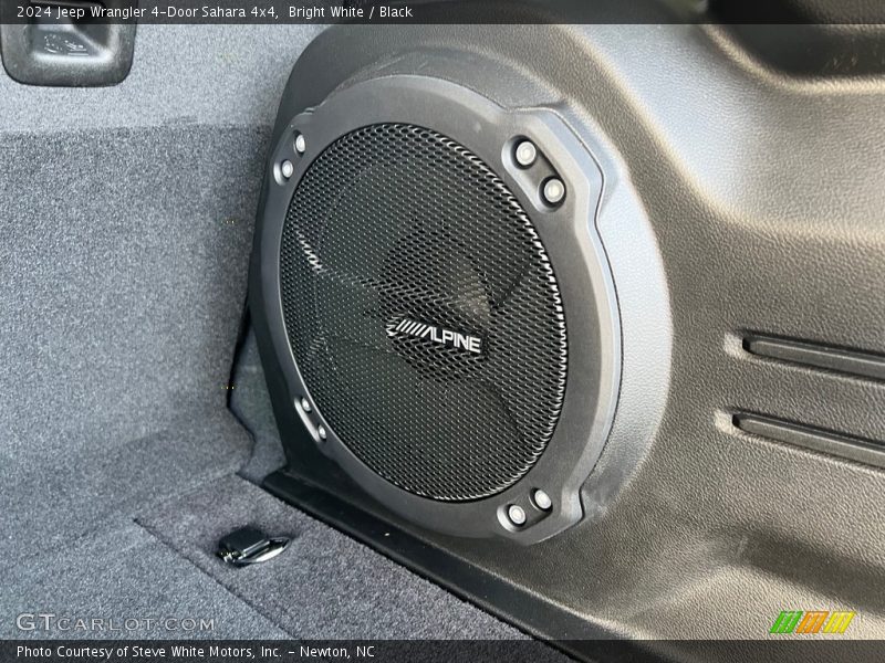 Audio System of 2024 Wrangler 4-Door Sahara 4x4