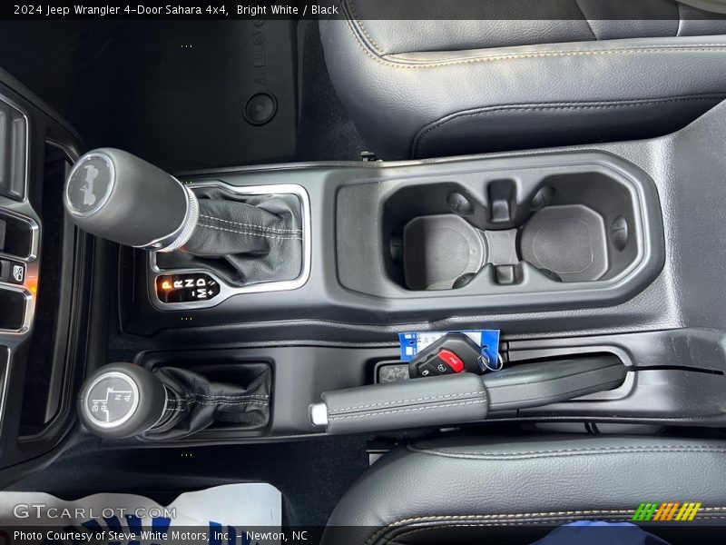  2024 Wrangler 4-Door Sahara 4x4 8 Speed Automatic Shifter