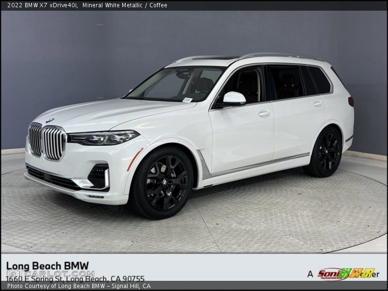 Mineral White Metallic / Coffee 2022 BMW X7 xDrive40i