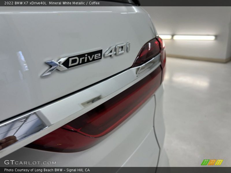  2022 X7 xDrive40i Logo