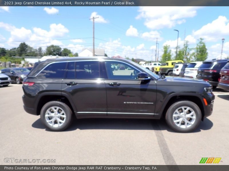 Rocky Mountain Pearl / Global Black 2023 Jeep Grand Cherokee Limited 4x4
