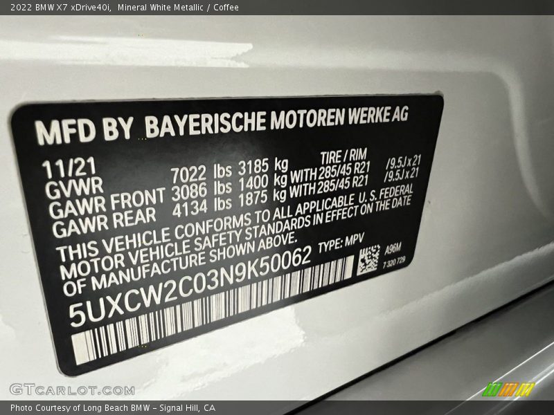 2022 X7 xDrive40i Mineral White Metallic Color Code A96