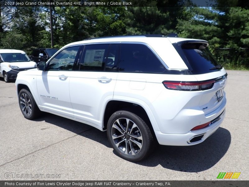 Bright White / Global Black 2023 Jeep Grand Cherokee Overland 4XE
