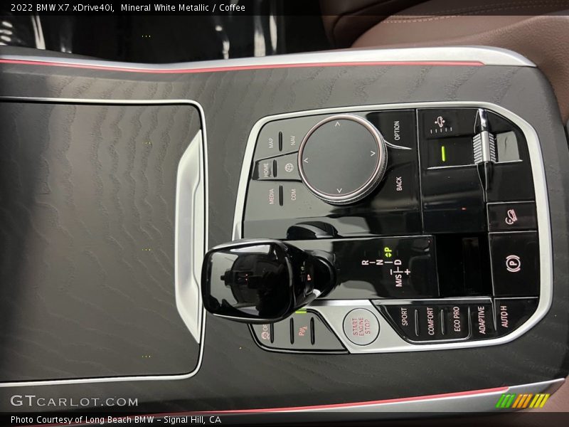 Controls of 2022 X7 xDrive40i
