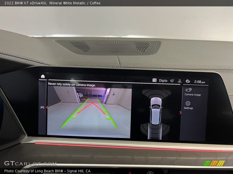 Mineral White Metallic / Coffee 2022 BMW X7 xDrive40i