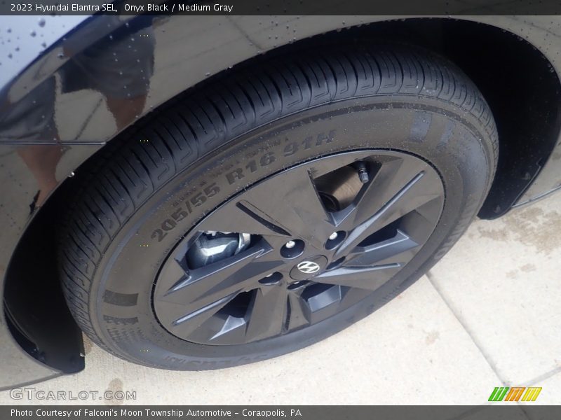 Onyx Black / Medium Gray 2023 Hyundai Elantra SEL