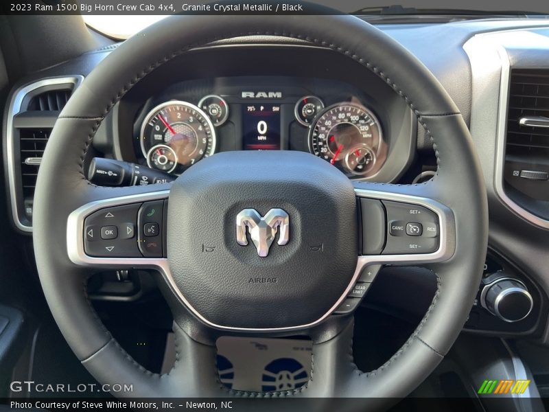  2023 1500 Big Horn Crew Cab 4x4 Steering Wheel