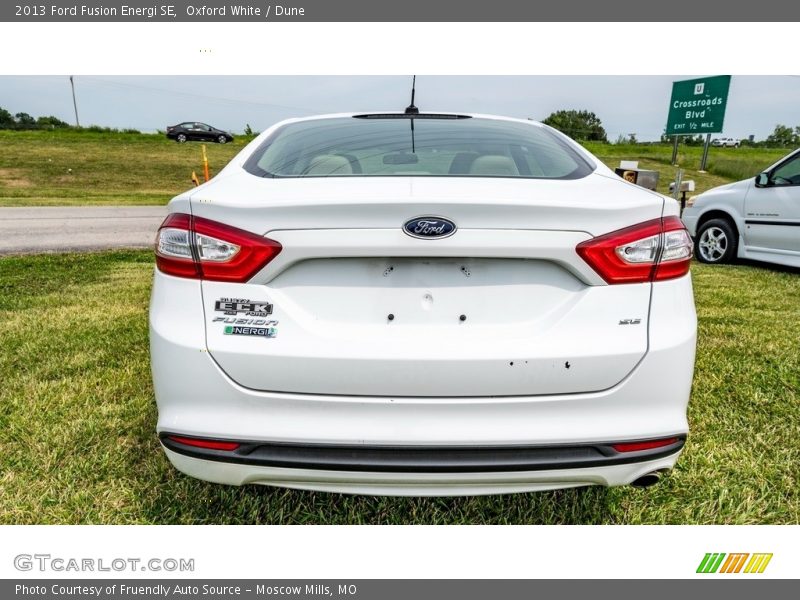 Oxford White / Dune 2013 Ford Fusion Energi SE