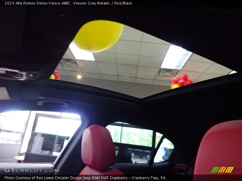 Vesuvio Gray Metallic / Red/Black 2024 Alfa Romeo Stelvio Veloce AWD