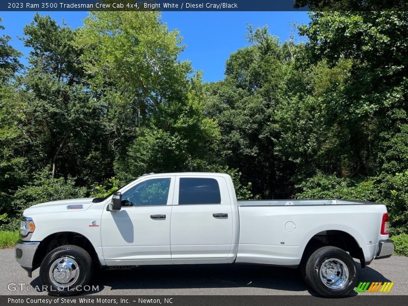  2023 3500 Tradesman Crew Cab 4x4 Bright White