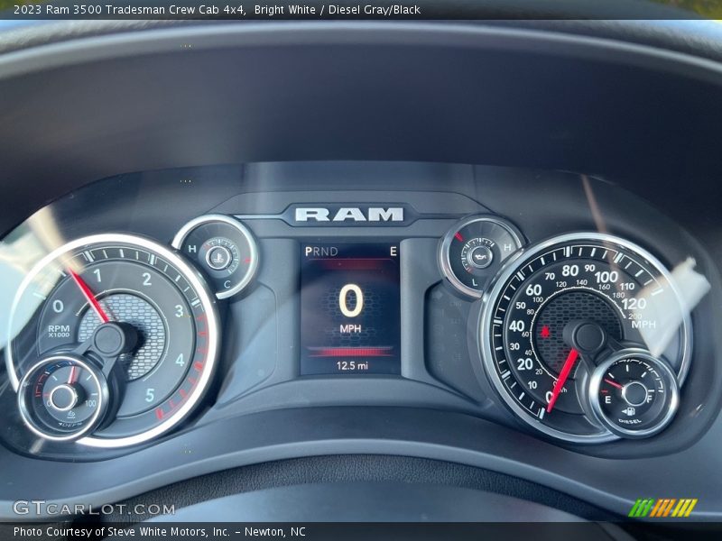  2023 3500 Tradesman Crew Cab 4x4 Tradesman Crew Cab 4x4 Gauges