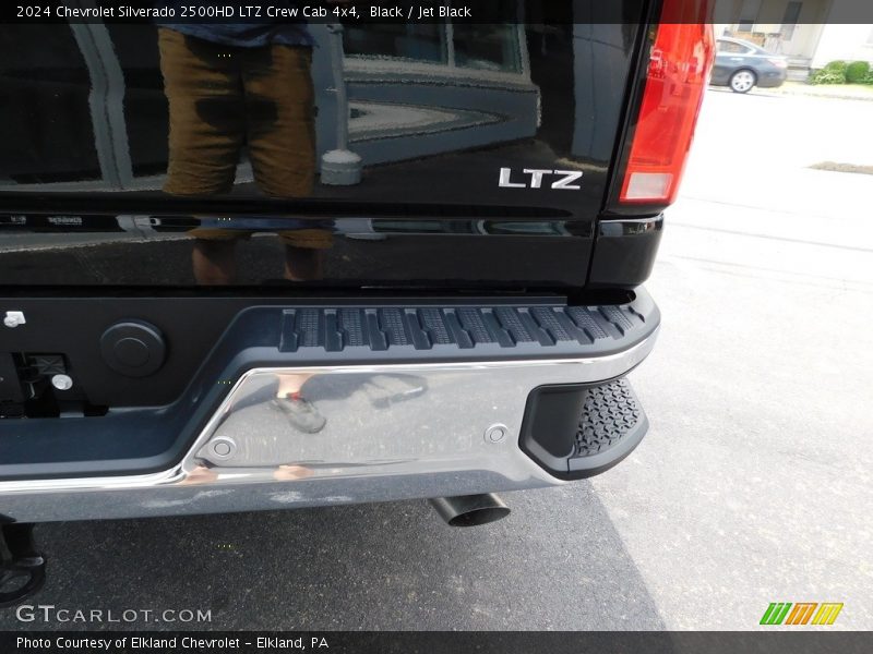  2024 Silverado 2500HD LTZ Crew Cab 4x4 Logo