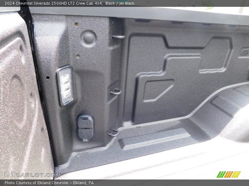 Black / Jet Black 2024 Chevrolet Silverado 2500HD LTZ Crew Cab 4x4