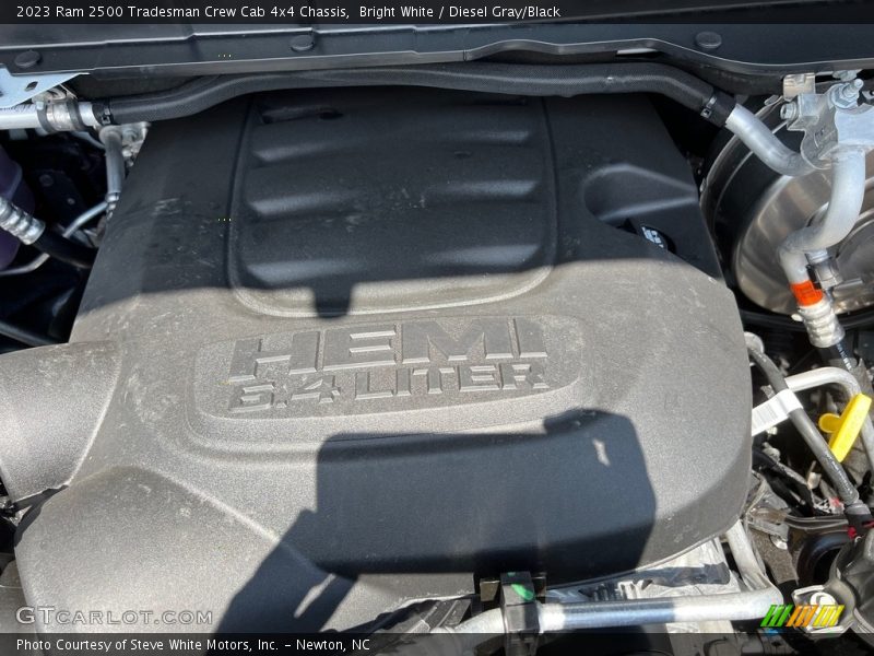 Bright White / Diesel Gray/Black 2023 Ram 2500 Tradesman Crew Cab 4x4 Chassis