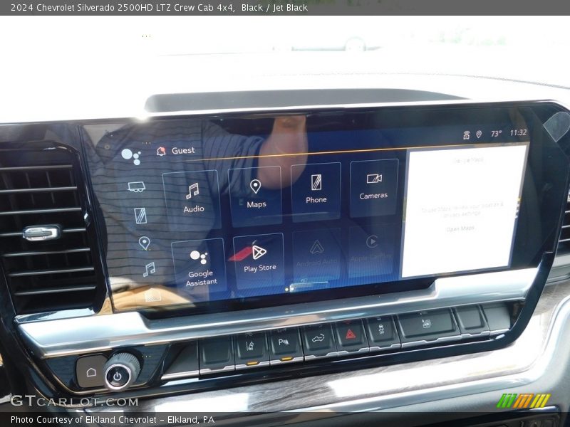 Controls of 2024 Silverado 2500HD LTZ Crew Cab 4x4