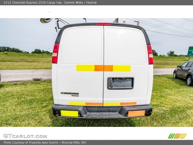 Summit White / Neutral 2013 Chevrolet Express 2500 Cargo Van