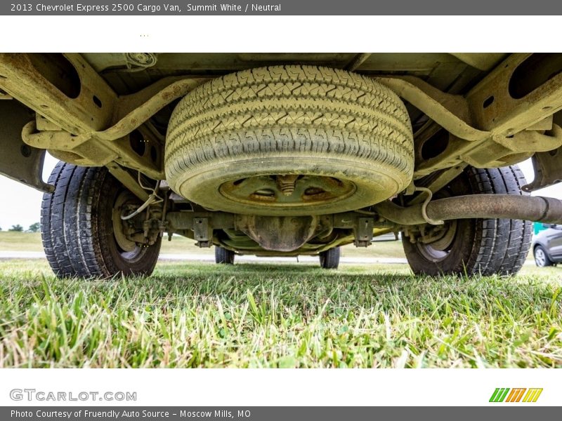 Summit White / Neutral 2013 Chevrolet Express 2500 Cargo Van