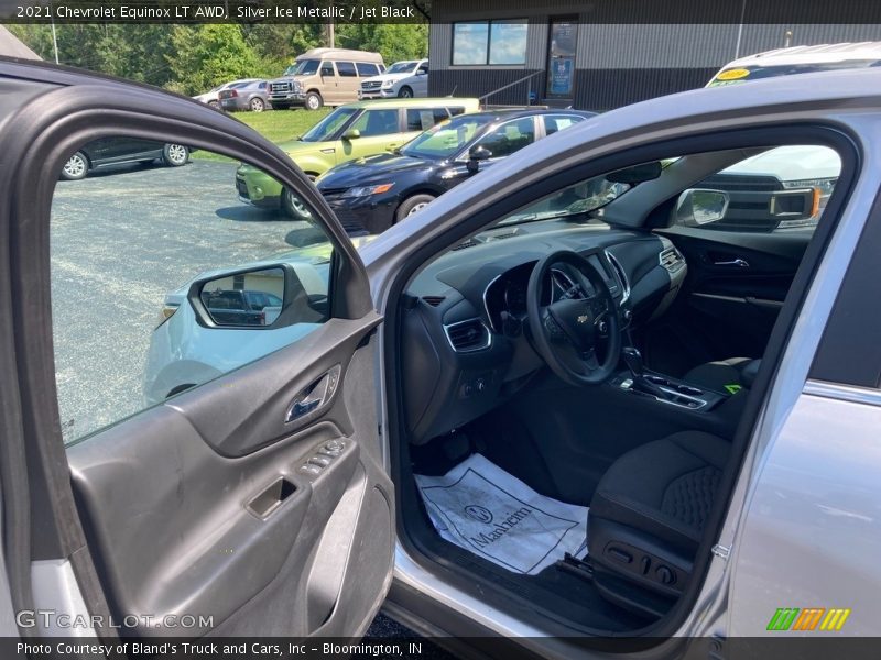 Silver Ice Metallic / Jet Black 2021 Chevrolet Equinox LT AWD
