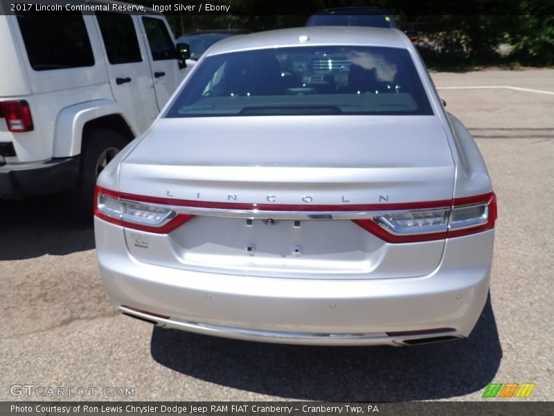 Ingot Silver / Ebony 2017 Lincoln Continental Reserve