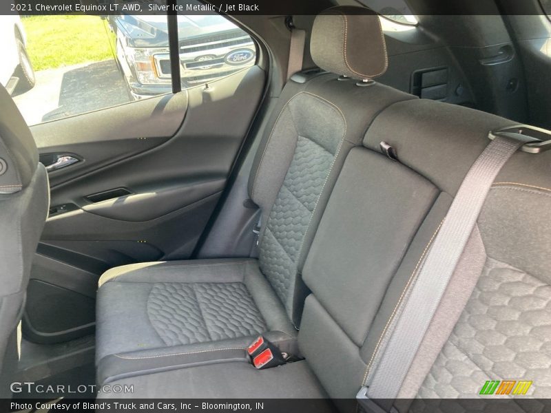 Silver Ice Metallic / Jet Black 2021 Chevrolet Equinox LT AWD