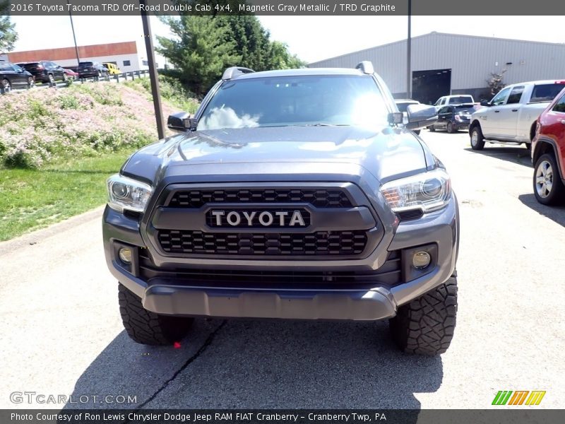 Magnetic Gray Metallic / TRD Graphite 2016 Toyota Tacoma TRD Off-Road Double Cab 4x4