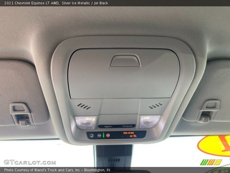 Silver Ice Metallic / Jet Black 2021 Chevrolet Equinox LT AWD