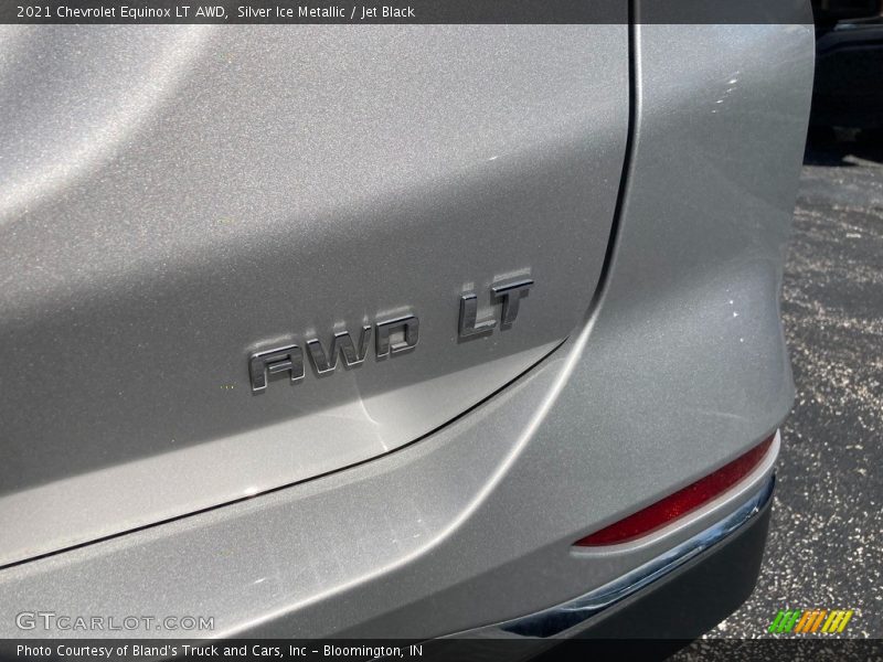 Silver Ice Metallic / Jet Black 2021 Chevrolet Equinox LT AWD