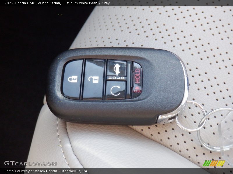 Keys of 2022 Civic Touring Sedan