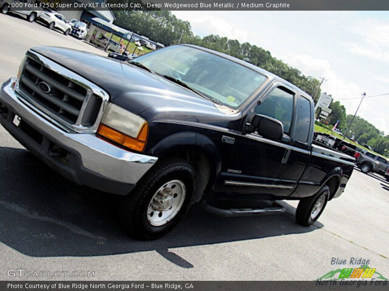 Deep Wedgewood Blue Metallic / Medium Graphite 2000 Ford F250 Super Duty XLT Extended Cab