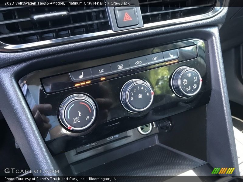 Controls of 2023 Taos S 4Motion