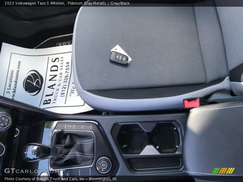  2023 Taos S 4Motion 7 Speed DSG Automatic Shifter