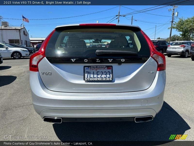 Bright Silver Metallic / Soft Beige 2015 Volvo V60 T5 Drive-E