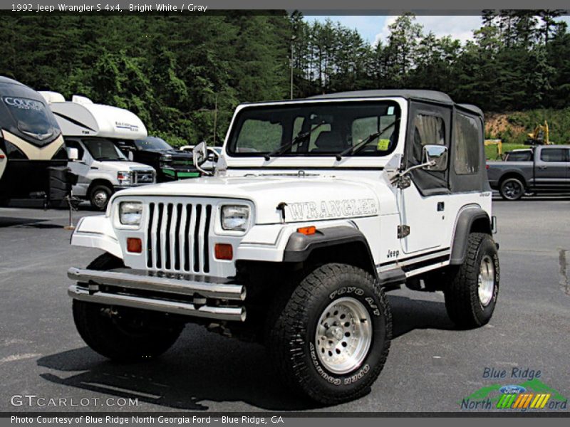 Bright White / Gray 1992 Jeep Wrangler S 4x4