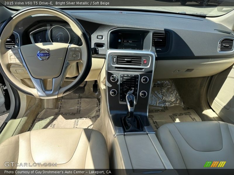 Dashboard of 2015 V60 T5 Drive-E