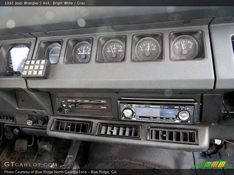 Bright White / Gray 1992 Jeep Wrangler S 4x4