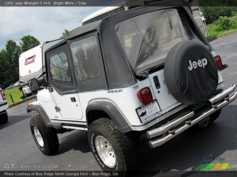 Bright White / Gray 1992 Jeep Wrangler S 4x4