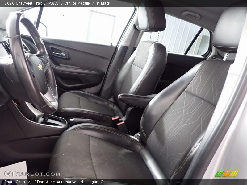 Silver Ice Metallic / Jet Black 2020 Chevrolet Trax LT AWD