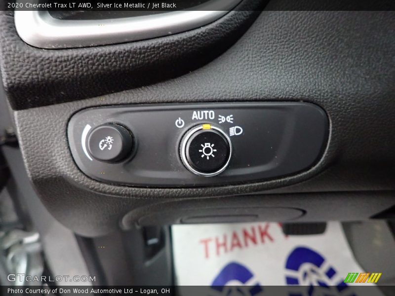 Silver Ice Metallic / Jet Black 2020 Chevrolet Trax LT AWD