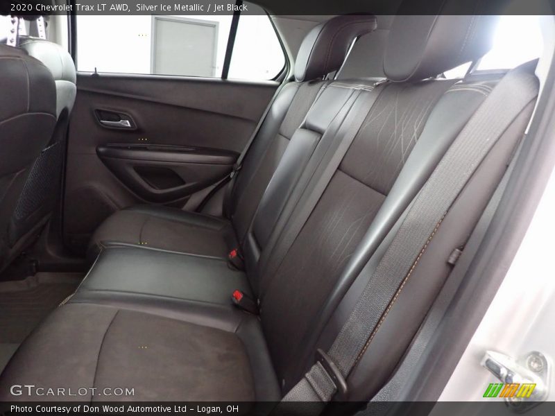 Silver Ice Metallic / Jet Black 2020 Chevrolet Trax LT AWD