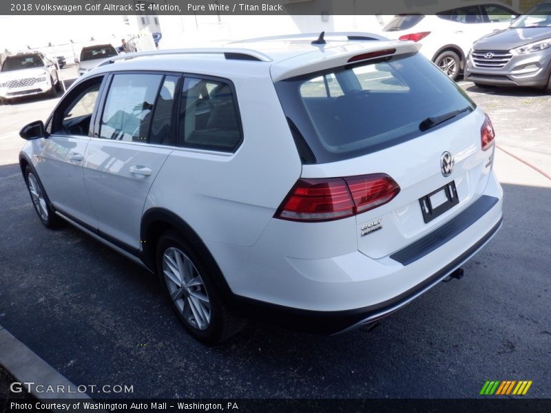 Pure White / Titan Black 2018 Volkswagen Golf Alltrack SE 4Motion