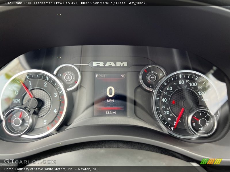  2023 3500 Tradesman Crew Cab 4x4 Tradesman Crew Cab 4x4 Gauges