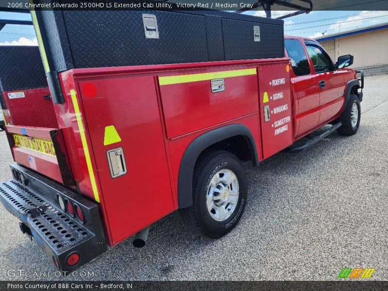 Victory Red / Medium Gray 2006 Chevrolet Silverado 2500HD LS Extended Cab Utility