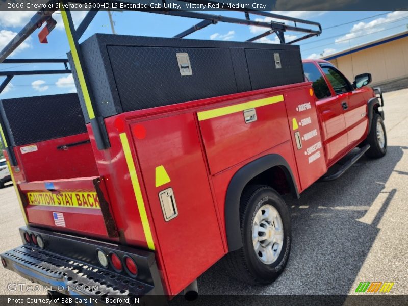  2006 Silverado 2500HD LS Extended Cab Utility Victory Red