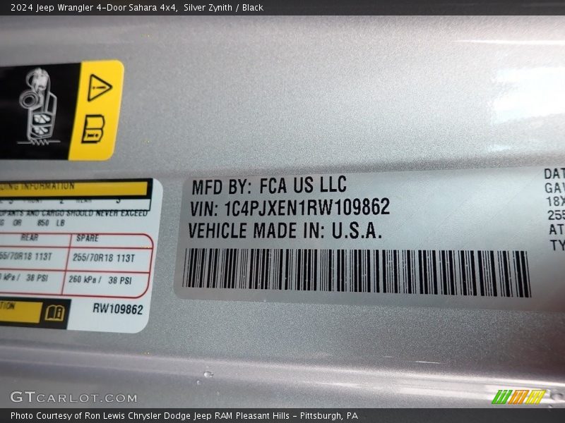 Silver Zynith / Black 2024 Jeep Wrangler 4-Door Sahara 4x4
