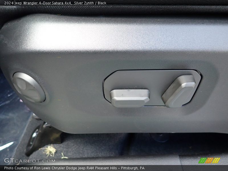 Silver Zynith / Black 2024 Jeep Wrangler 4-Door Sahara 4x4