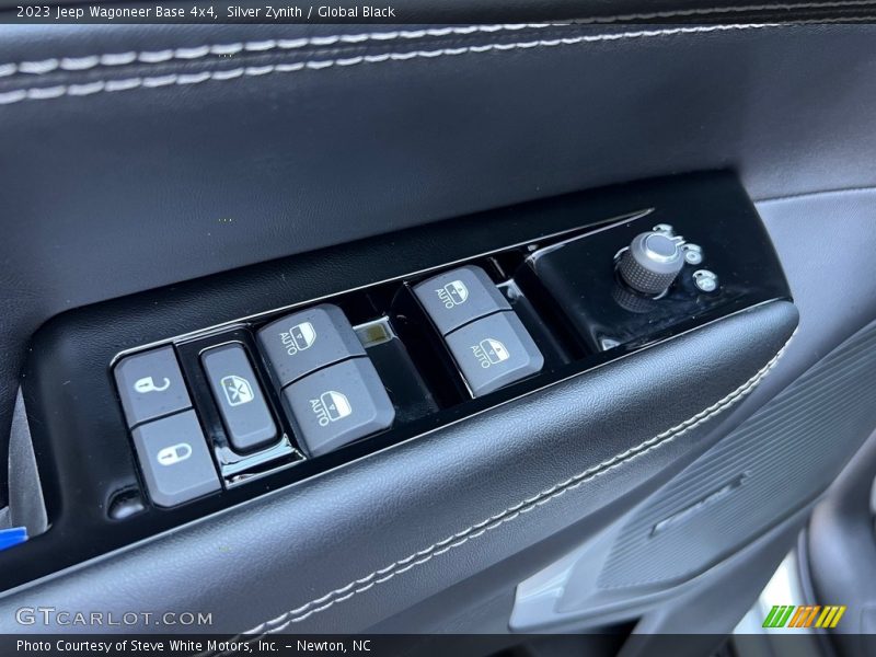 Controls of 2023 Wagoneer Base 4x4