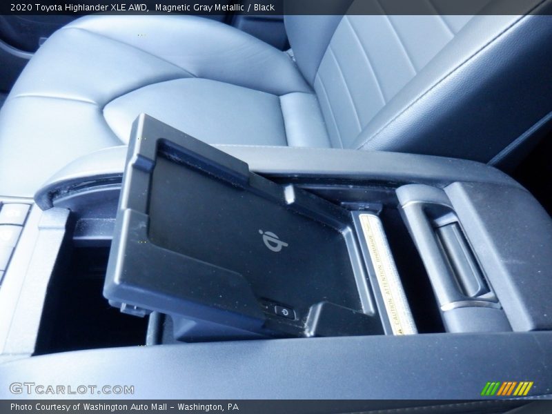 Magnetic Gray Metallic / Black 2020 Toyota Highlander XLE AWD