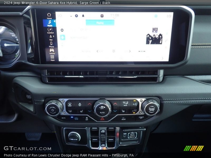 Controls of 2024 Wrangler 4-Door Sahara 4xe Hybrid