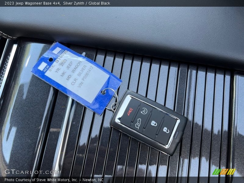 Keys of 2023 Wagoneer Base 4x4
